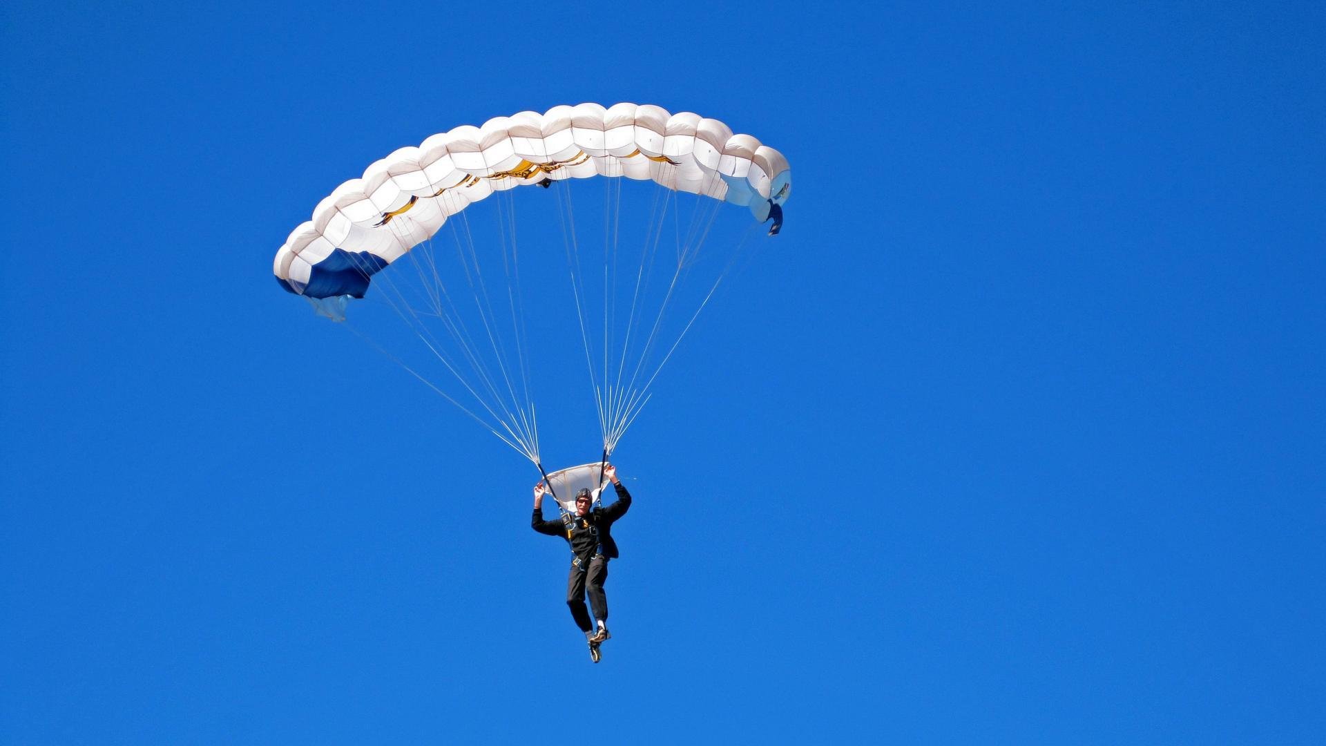 全国青少年骑行挑战赛在成都激烈展开,少年快意人生,全国青少年自行车赛