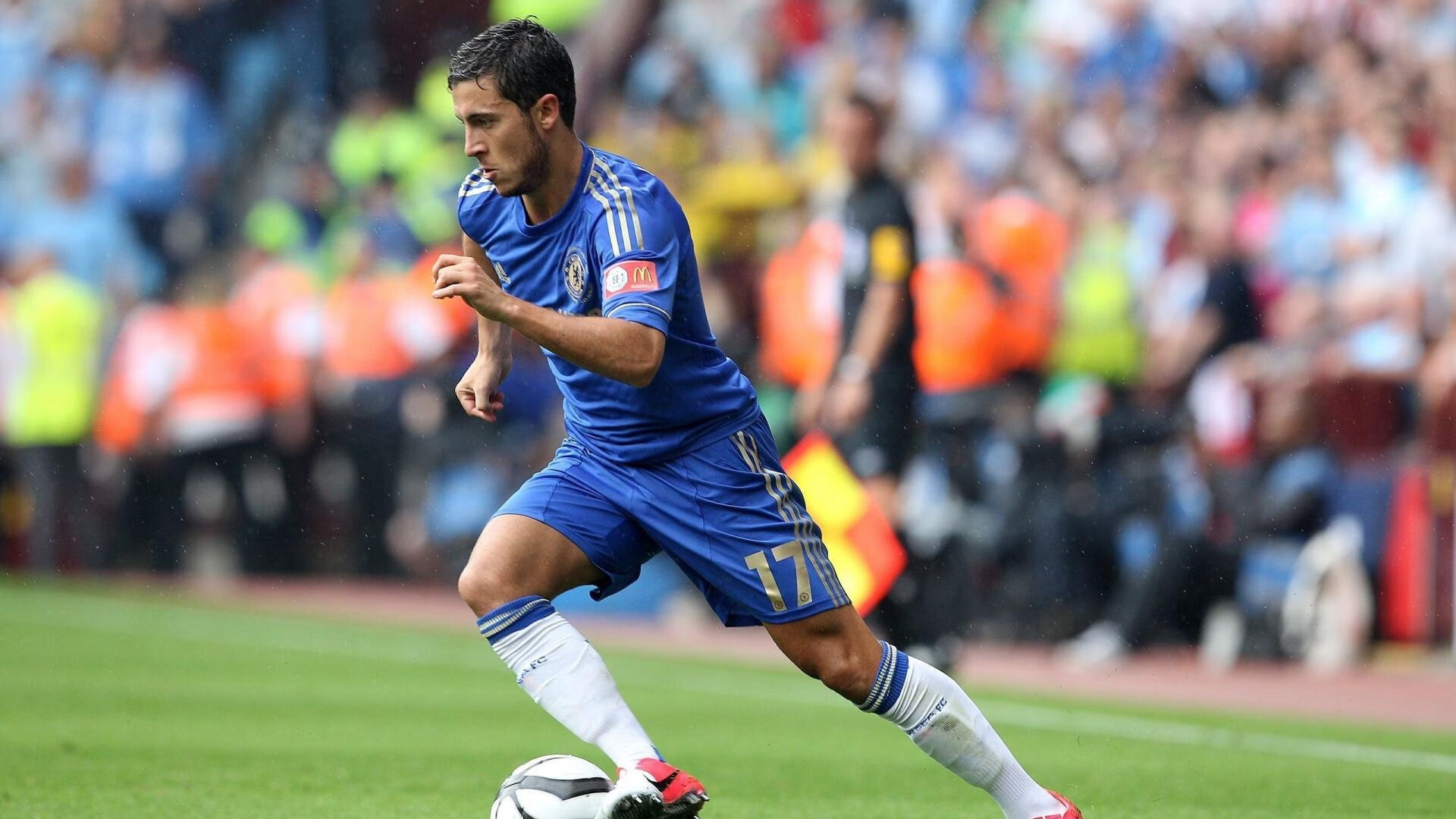 体育新闻中心深化体育赛事数据分析应用研究,体育赛事现状分析